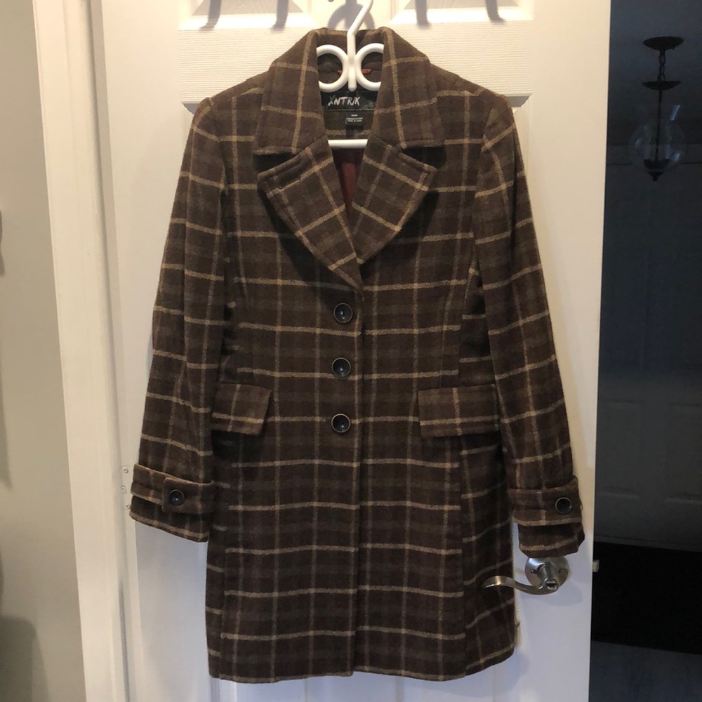 Xntrik size med ladies brown fall/winter coat